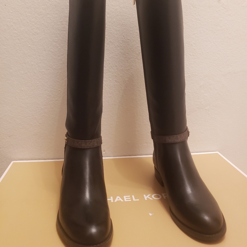 Brand New Michael Kors Finley Boots - Picture 2 of 8